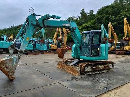 Гусеничний екскаватор KOBELCO SK80UR-6