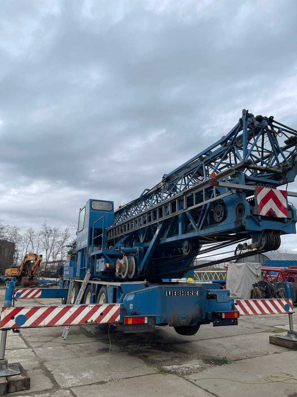 Башенный кран самохідний Liebherr MK80 фото 7