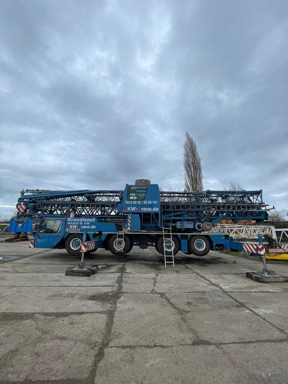 Башенный кран самохідний Liebherr MK80 фото 5