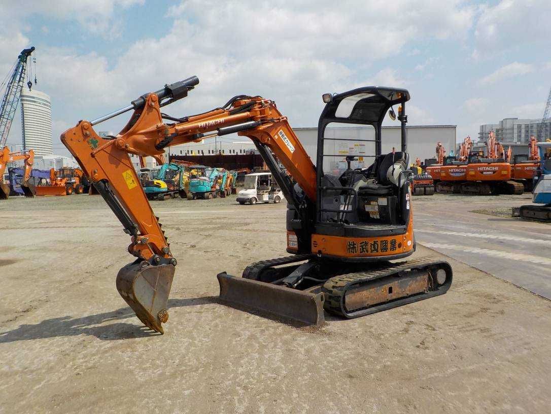 Гусеничний екскаватор HITACHI ZX40UR-5В