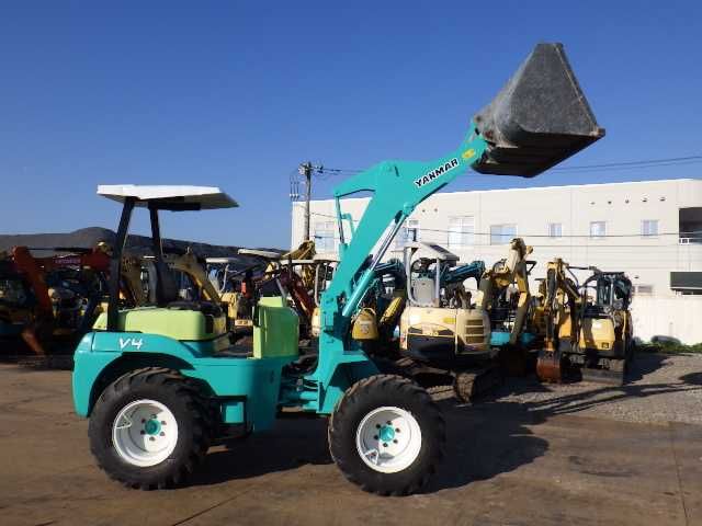 Погрузчик фронтальный колесный Yanmar V4-5A